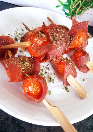 Une photo de Brochettes de tomates cerises 🍅#tablierdor2023