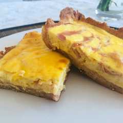 Una foto de Tarta de Jamón y Quesos! Apto keto!! 🤗🤗🤗