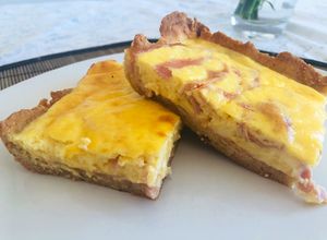 Una foto de Tarta de Jamón y Quesos! Apto keto!! 🤗🤗🤗