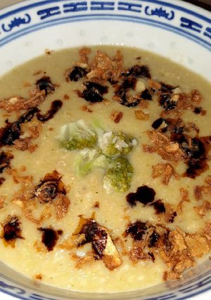 Une photo de Soupe de brocoli et d'avoine