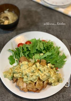 Foto resep Chicken age avocado tar tar saus