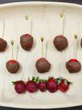 ચોકલેટ પોપ્સ(Chocolate pops recipe in Gujarati)