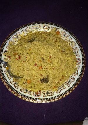 A picture of Macaroni and supergetti jollof.