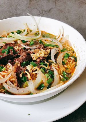 Hình của món Mì Bò Hầm.