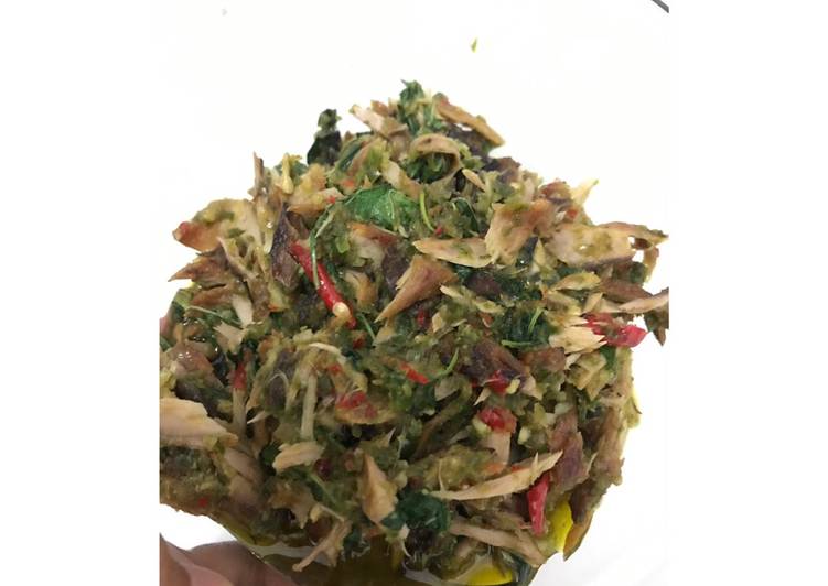 Ikan suwir kemangi