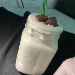 A picture of Chocolate smoothies.