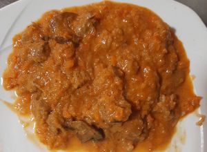Una foto de Goulash de carne