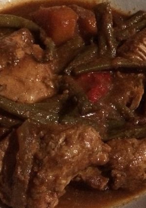 Una foto de Estofado de cerdo en olla de cocción lenta