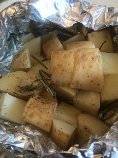 Una foto de Papas al horno con cerveza