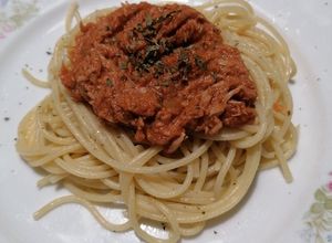 Foto de Massa com atum e molho de tomate