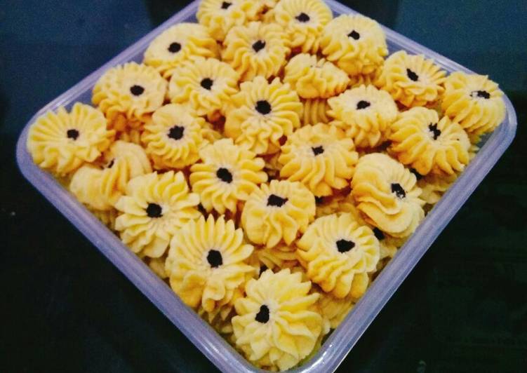 Proses Membuat Semprit susu 3 bahan#BikinRamadanBerkesan yang nikmat
