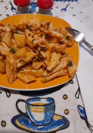 O poză a rețetei Penne cu cartofii și ceapa verde.