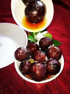 गुलाबजाम (gulab jamun recipe in marathi) रेसिपी चे मुख्य फोटो