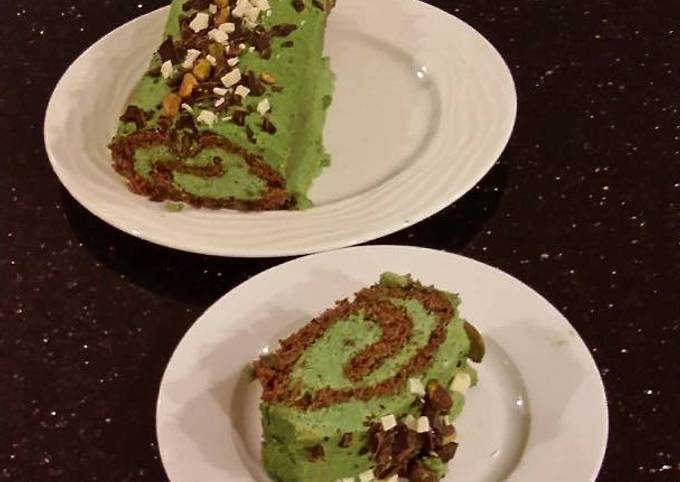 Recipe of Favorite Chocolate Cake Roll with Pistachio Cream Filling and
Frosting