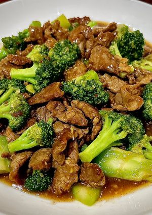 Foto resep Tumis Brokoli Daging Sapi