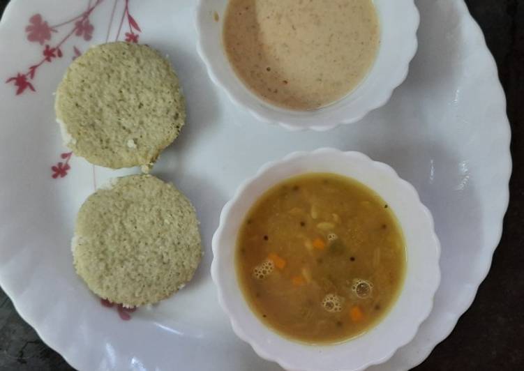 Easiest Way to Make Favorite Green idli with samber and peanut chutney
