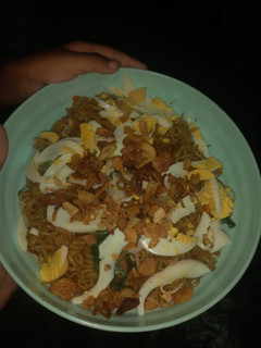 Foto resep Tumis pedas indomie goreng dan sayur