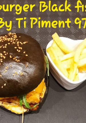 Une photo de Black Burger Fish
