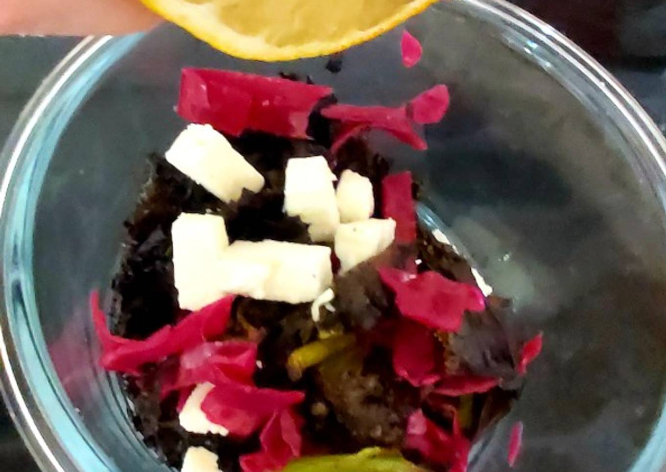 My Crispy Kale and Red Cabbage Salad with Feta cheese 💚