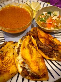 Una foto de Tacos de Birria