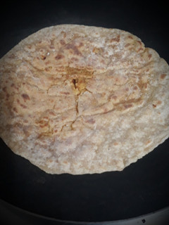 पुरणपोळी (puranpoli recipe in marathi) रेसिपी चे मुख्य फोटो