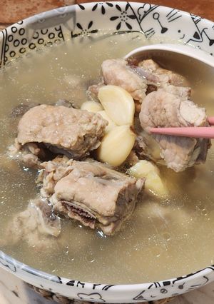 無廚藝電鍋版肉骨茶 的食譜成品照片