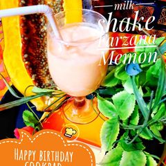 A picture of Papaya milk shake.