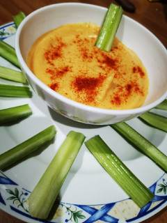 Una foto de Hummus de zanahoria gluten free