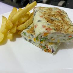 A picture of Rolled vegetable omelette.