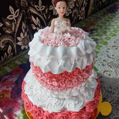 Buy Kulfi-falooda Cake online from Cake & Bake