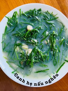 Hình của món Canh hẹ nấu nghêu.
