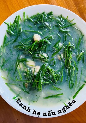 Hình của món Canh hẹ nấu nghêu.