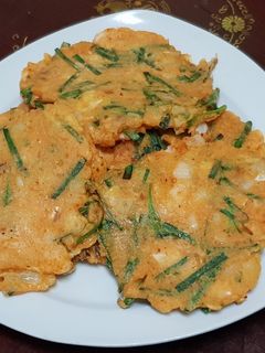簡易韓式泡菜海鮮煎餅 的食譜成品照片