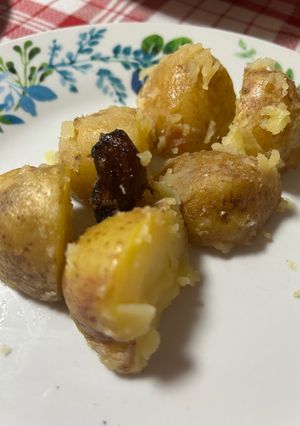Una foto de Papas al ajillo