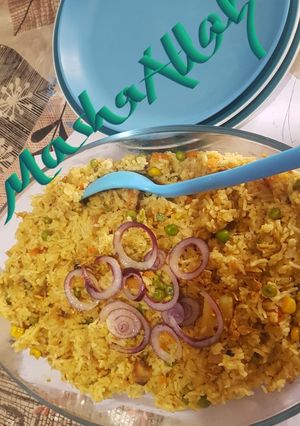 A picture of Veggie,tuna and rice pillaw.