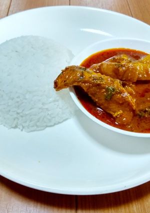 মাছের ঝোল(macher jhol recipe in Bengali) রেসিপির প্রধান ছবি