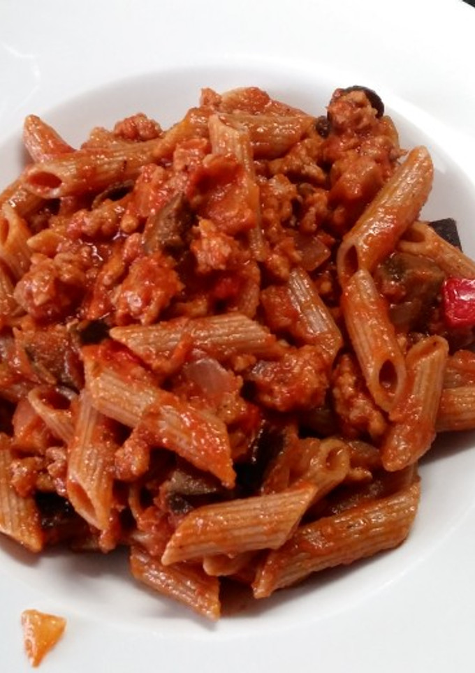 Una foto de Macarrones de espelta integral con verduras
