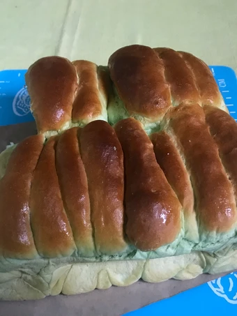 Cara Gampang Membuat Resep Roti sisir pandan yang Uenak Anti Ribet, Lezat