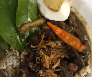 Praktis, Menyajikan Nasi Pindang Daging Khas Kudus Praktis Enak