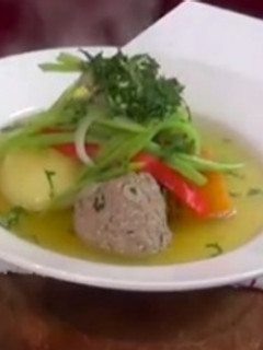 Una foto de Cazuela de albóndigas