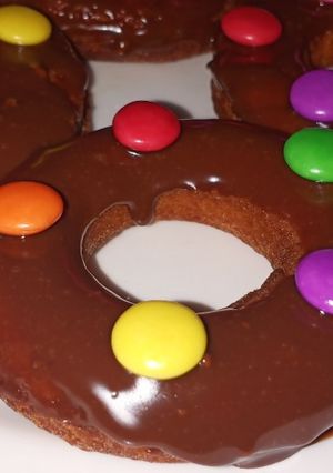 डोनट्स(doughnuts recipe in hindi) रेसिपी मुख्य फोटो