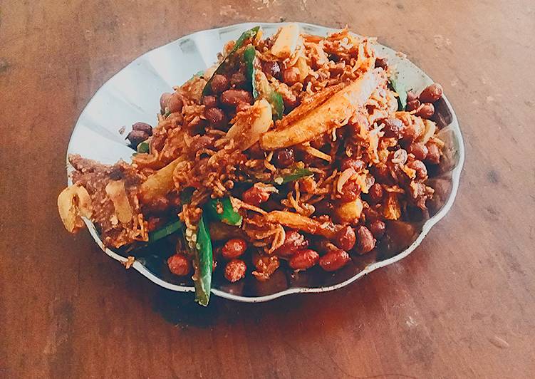 Resep: STKK (Sambal Teri Kentang Kacang) yang Lezat