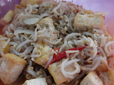 Tumis 3 T (Toge,Tahu,Teri)