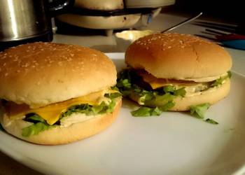 Popular Cuisine Michigan Burger w Michigan Lake Sauce Home Style Popular Cuisine Michigan Burger w Michigan Lake Sauce Home Style