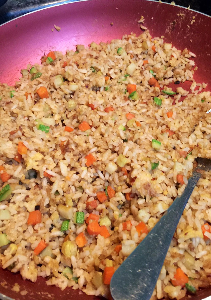Una foto de Arroz frito estilo coreano