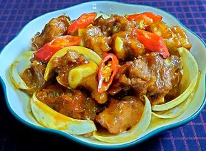 Hình của món Sườn non kho chao.