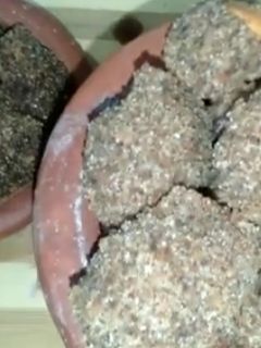 சிவப்பு அவல் லட்டு செய்முறை முக்கிய புகைப்படம்