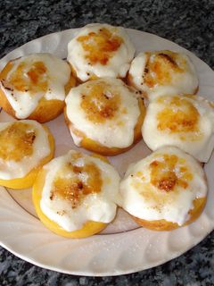 Una foto de Melocotones al horno con queso dulce