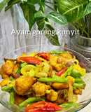 Ayam goreng kunyit
