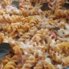 A picture of Pasta arabiatta.